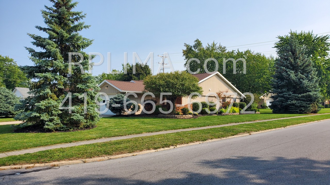 1593 Plainfield Drive